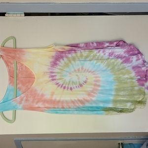 Tye dye tank